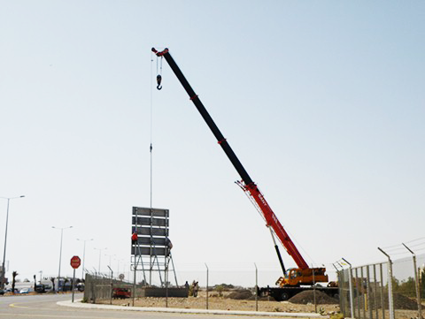truck crane   .png