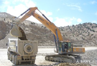 SANY diggers in Morocco phosphate mine