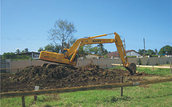 1490689012236965.jpg excavator-Kenya-1.jpg