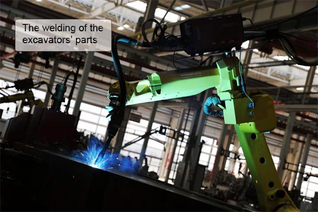 SANY excavator assembly facility- the most beautiful factory in China SANY excavator assembly facility- the most beautiful factory in China