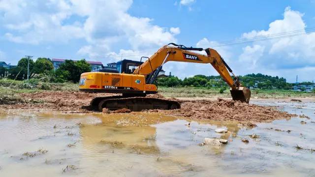 SANY TOPS CHINA’S EXCAVATOR MARKET IN H1 2017 SANY TOPS CHINA’S EXCAVATOR MARKET IN H1 2017