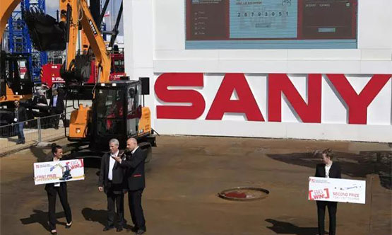 BAUMAWINNERS.jpg