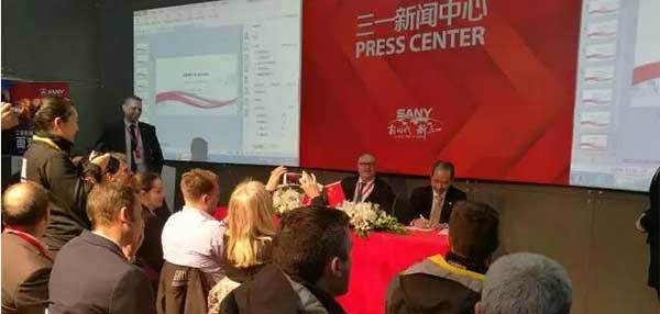 SANY EUROPE SIGN AGREEMENT WITH DEALERS.jpg