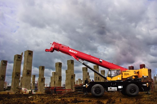 SANY 130T Rough Terrain Crane SRC8130C SANY 130T Rough Terrain Crane SRC8130C