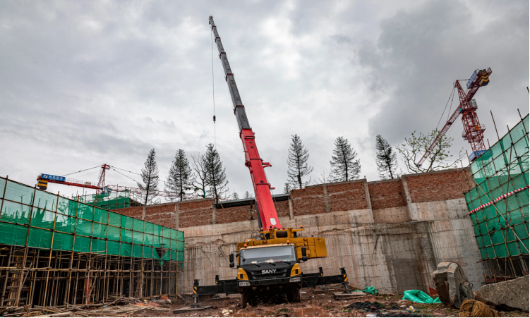 SANY Below 200T All-terrain Crane