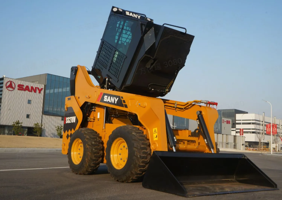 What Is a Skid Steer Loader: A Comprehensive Guide to Sizes, Uses, and Selection