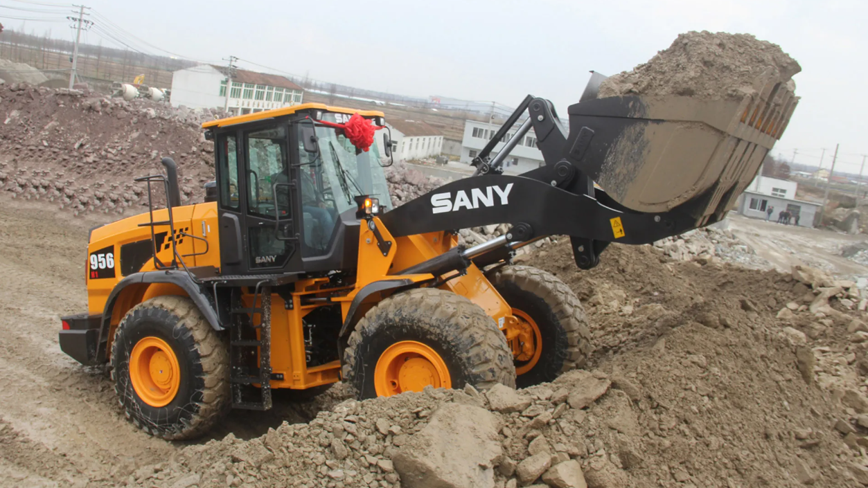 SANY Wheel Loader transporting soil