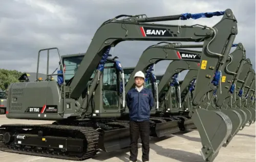 Behind the Screens, Across the World: The Story of SANY’s Remote Expert Li Zenghui