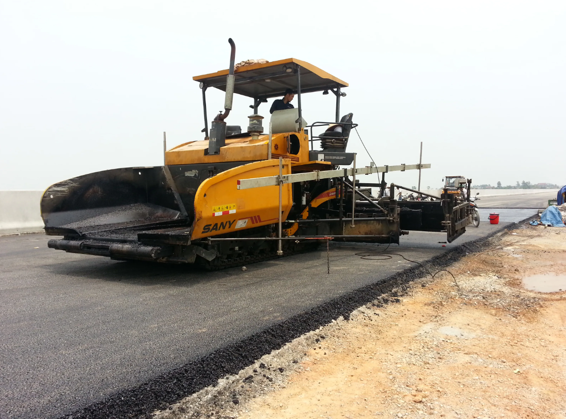 Asphalt paving process