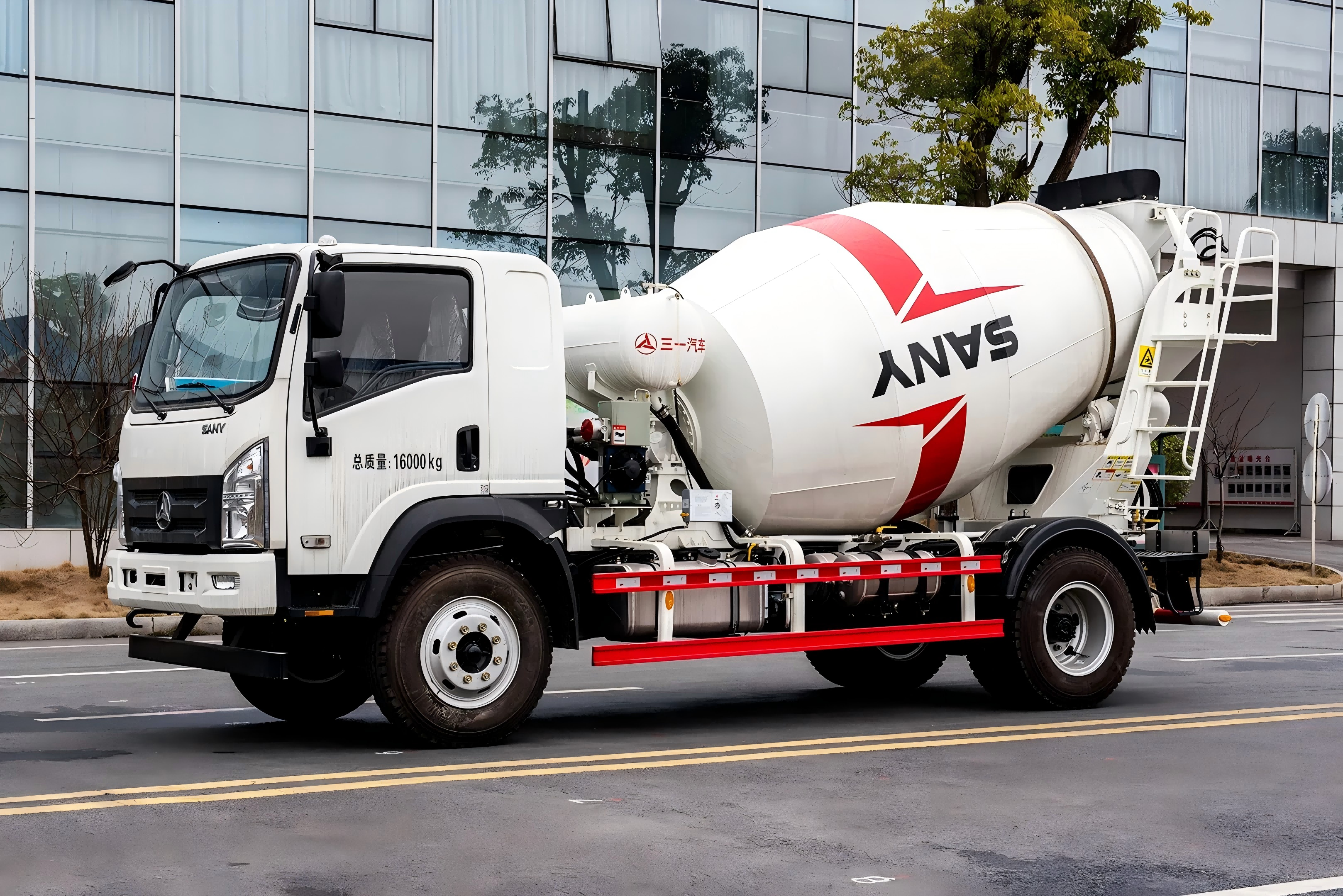 SANY 6 - 7m³ Truck Mixer