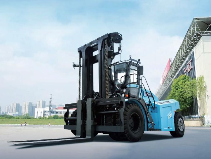 Forklift truck in preparation