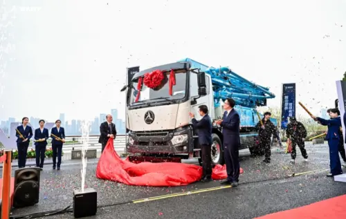 SANY Debuts World’s First Intelligent Hybrid Pump Truck