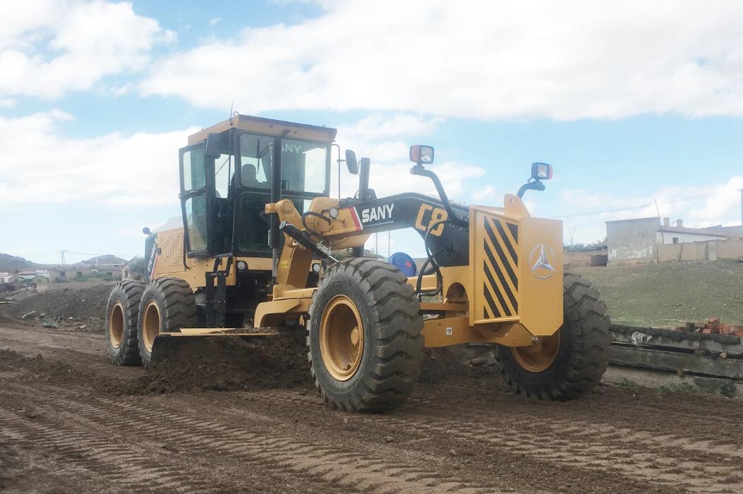 Grader under construction