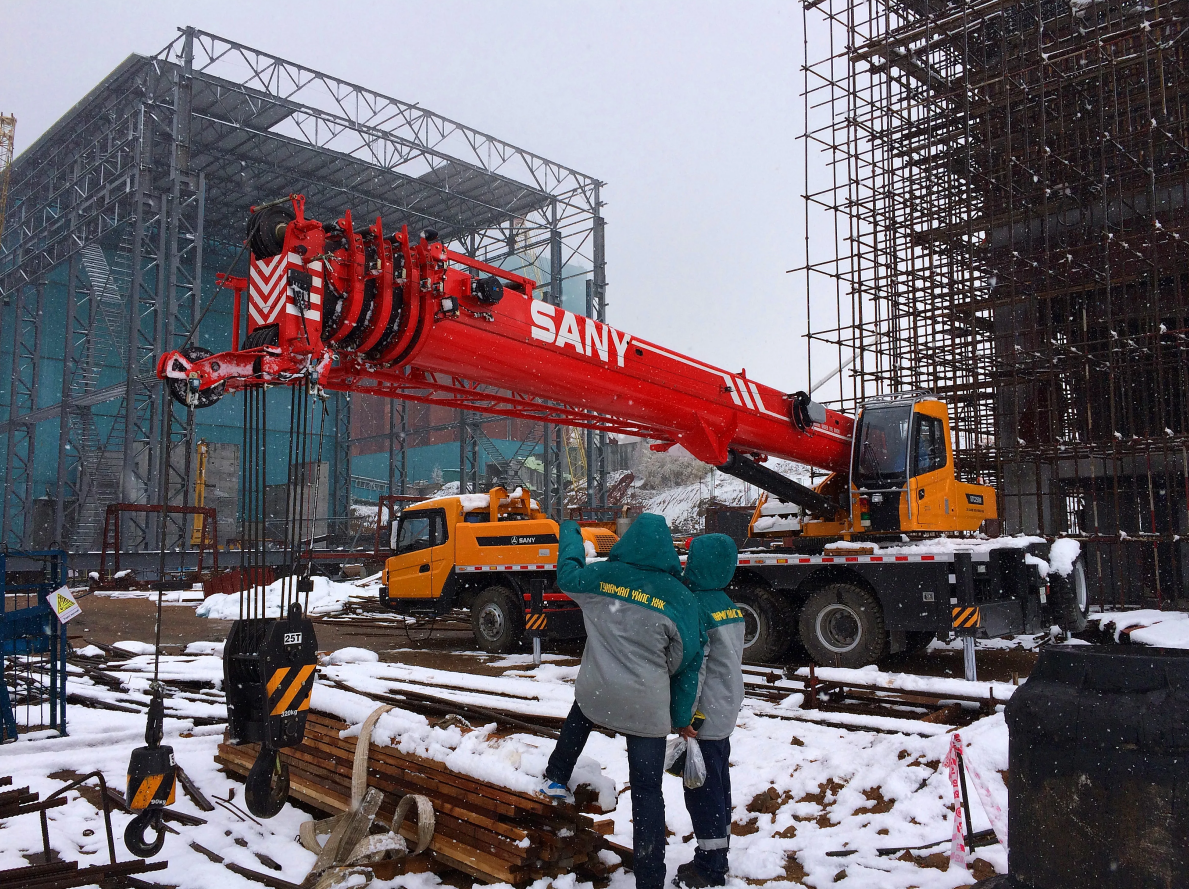 SANY Below 45T Truck Crane