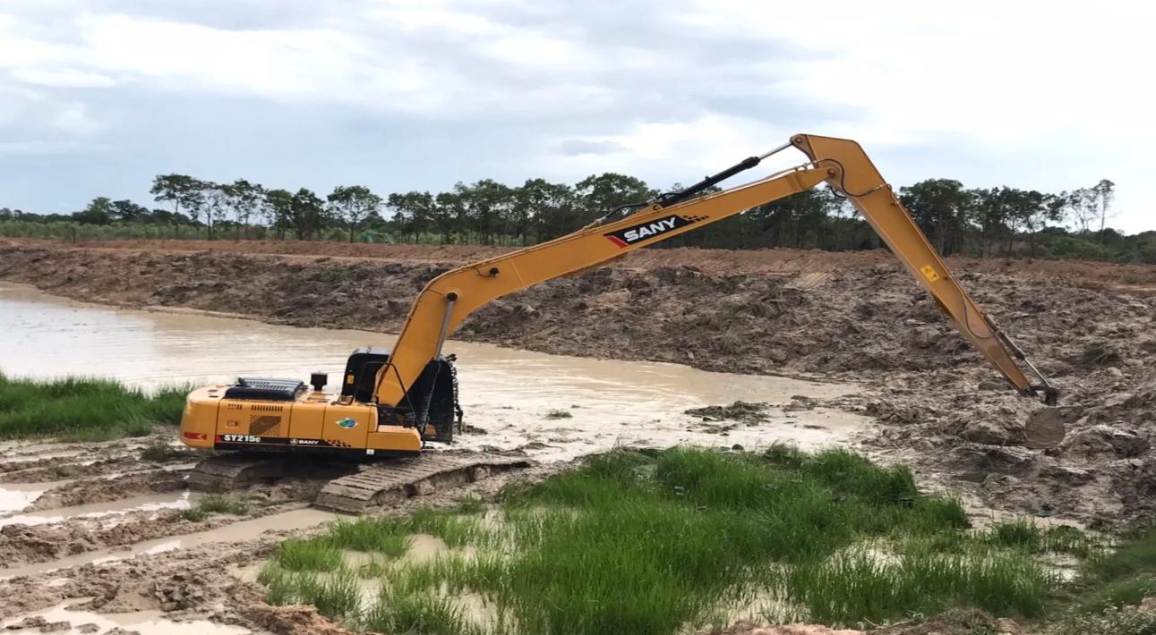 SANY Long-reach Excavator in operation