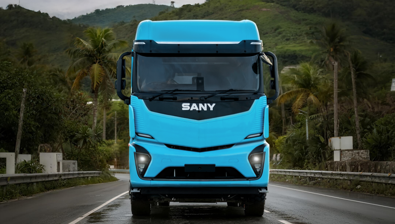 Electric Semi-trailer Tractor