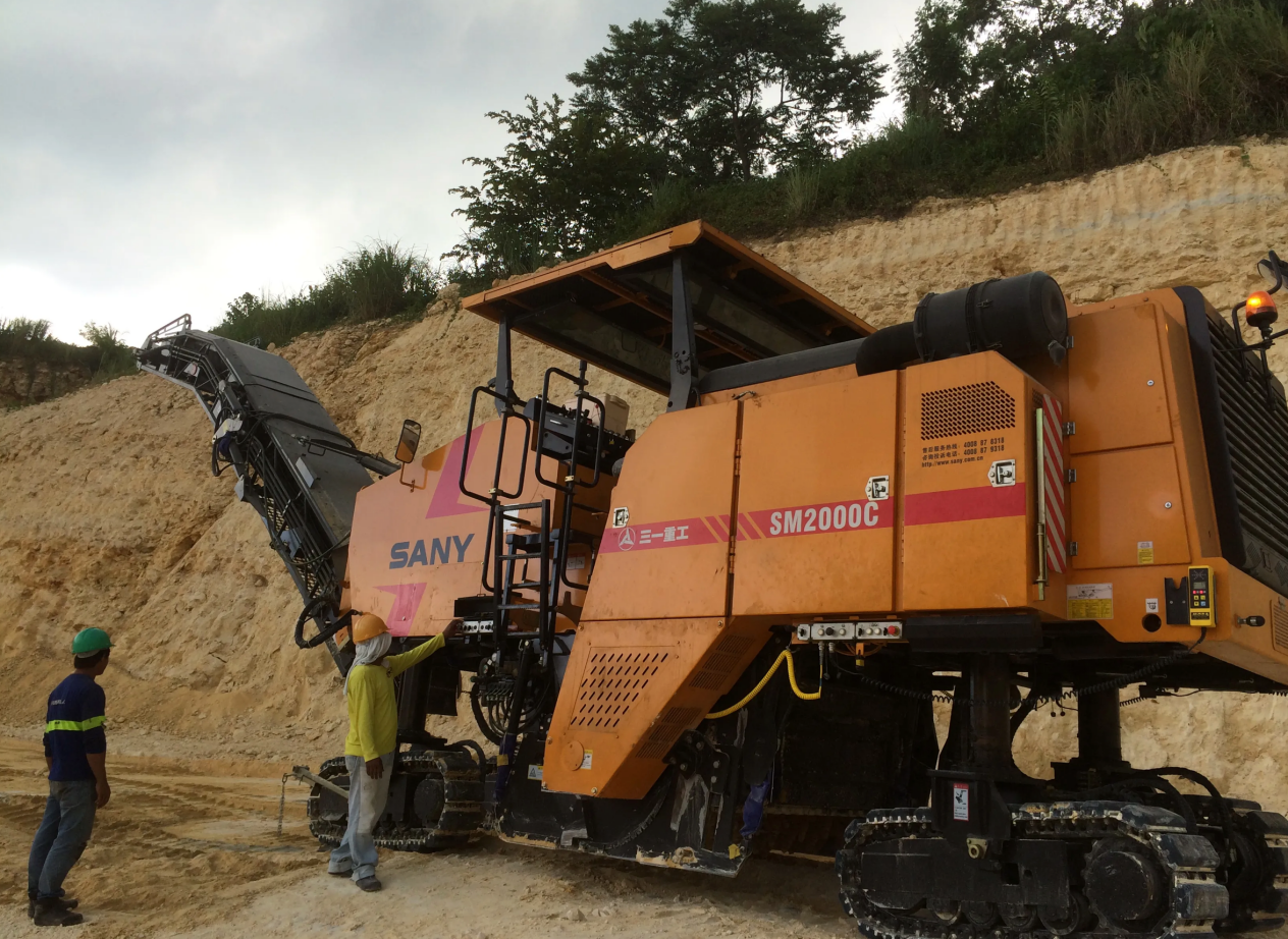 SANY milling machine at work