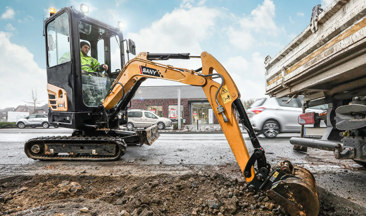 SANY mini excavator in road construction